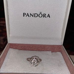 Pandora rose ring